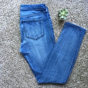 Jessica Simpson kiss me super skinny jeans